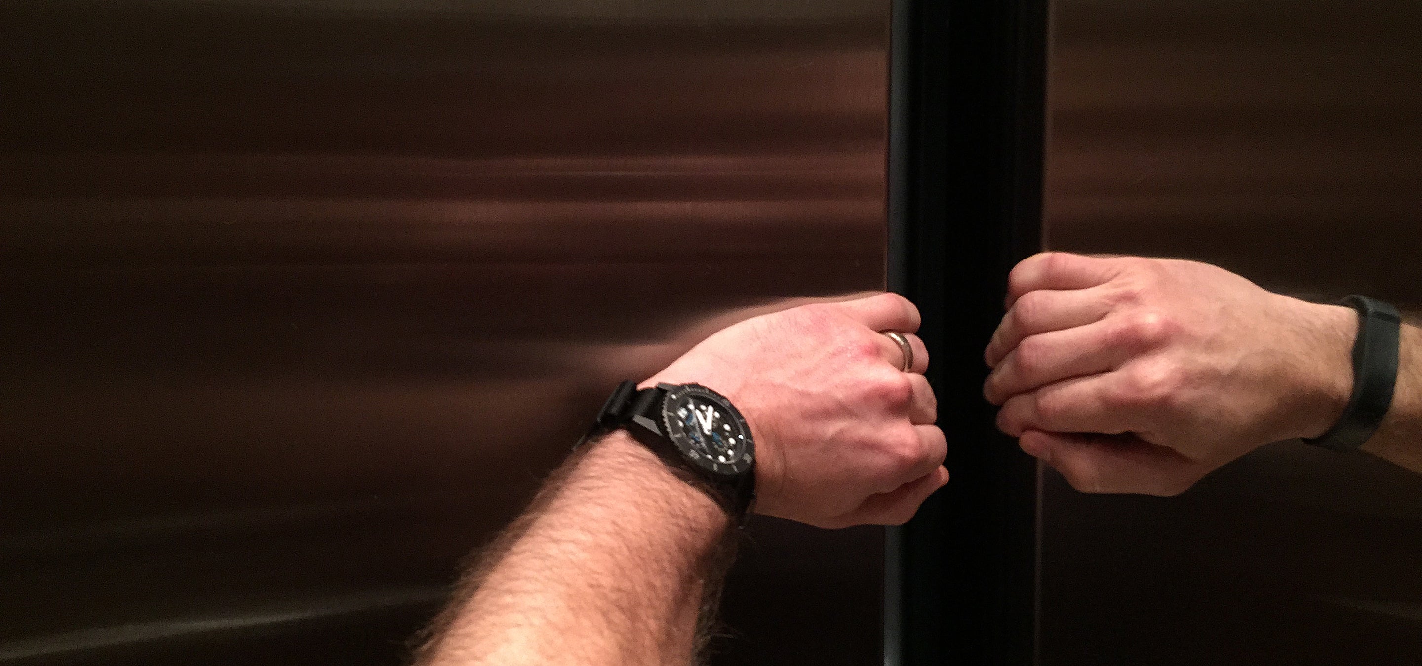 How to Escape Being Trapped in an Elevator – ITS Tactical